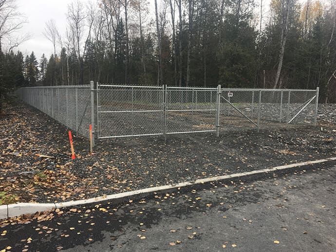 clôture en maille pour le contrôle des accès